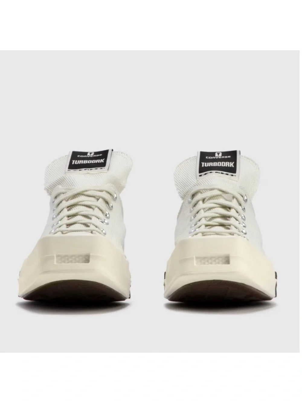 Converse TURBODRK Men’s Low-Top Sneakers in Off-White with Black Accents